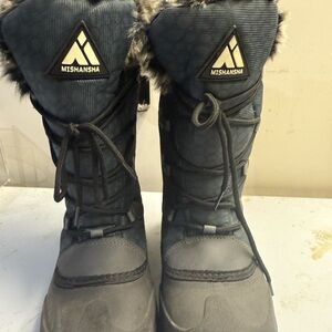 Mishansha Dark Gray Winter Boots with Fur